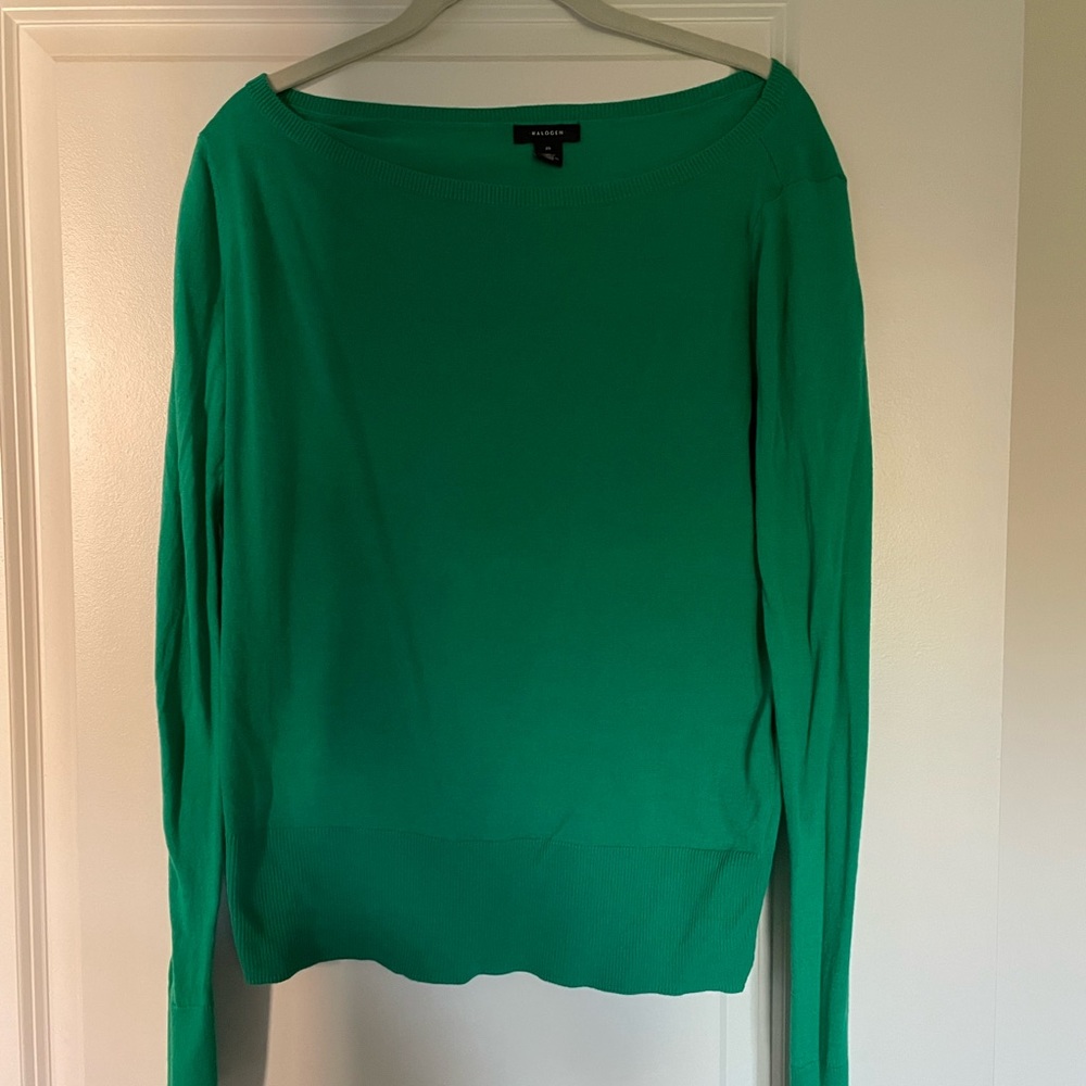 Halogen green crew neck long sleeve sweater great condition size m